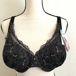 NWT Playtex Secrets Bra